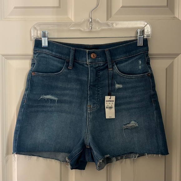 NWT Express High Rise Mom Denim Shorts, Size 2 - Picture 1 of 9